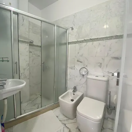 Adelon Apartment *